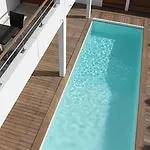 Hotell 202