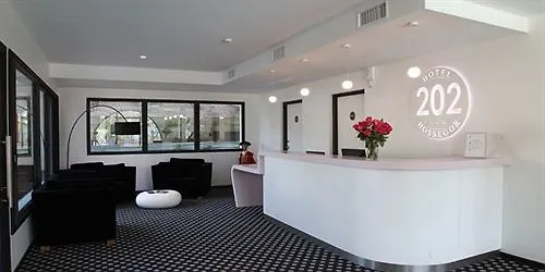 호텔 202 3*